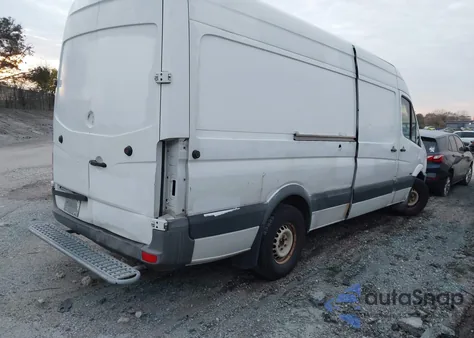 2011 Mercedes-Benz Sprinter 2500 High Roof z USA, uszkodzony, nr VIN WD3PE8CB1B5595520